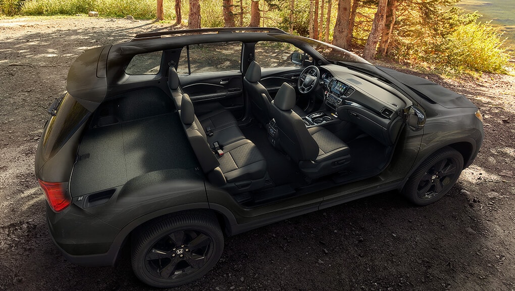 2019_passport_interior_01 (1)
